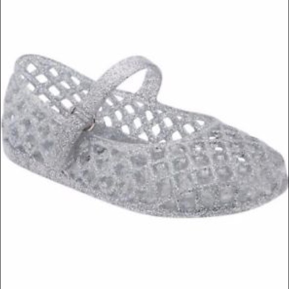 old navy jelly shoes